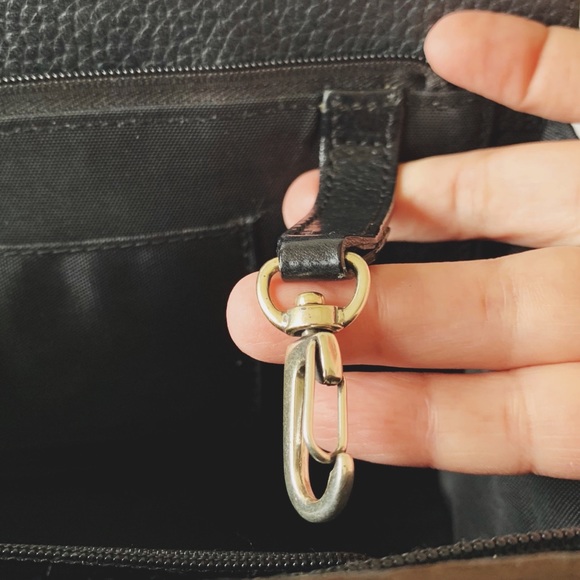 Vintage Brighton Pebbled Leather Purse – Compact & Loaded with Charm - Picture 10 of 14